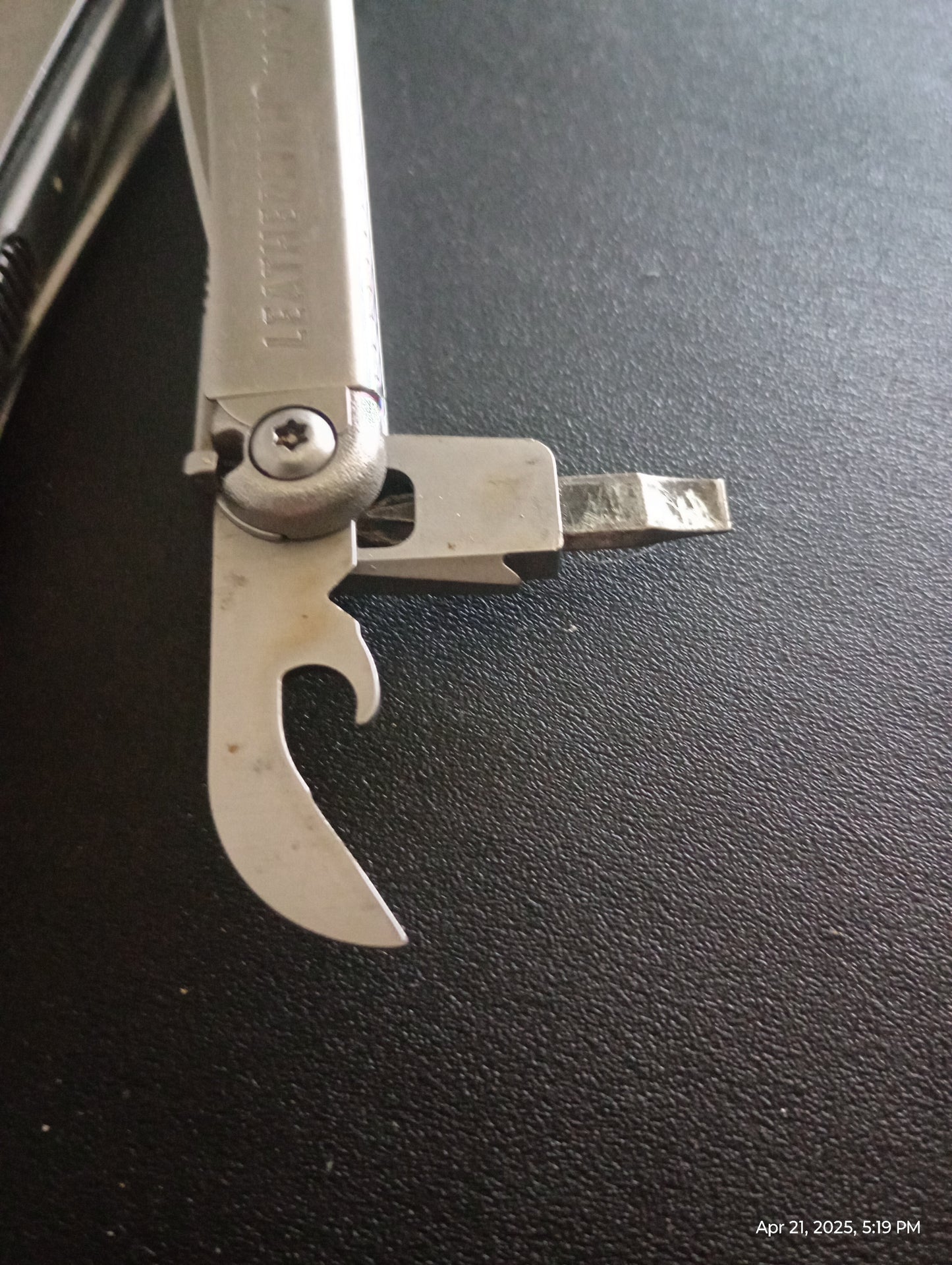 Leatherman wave multi tool