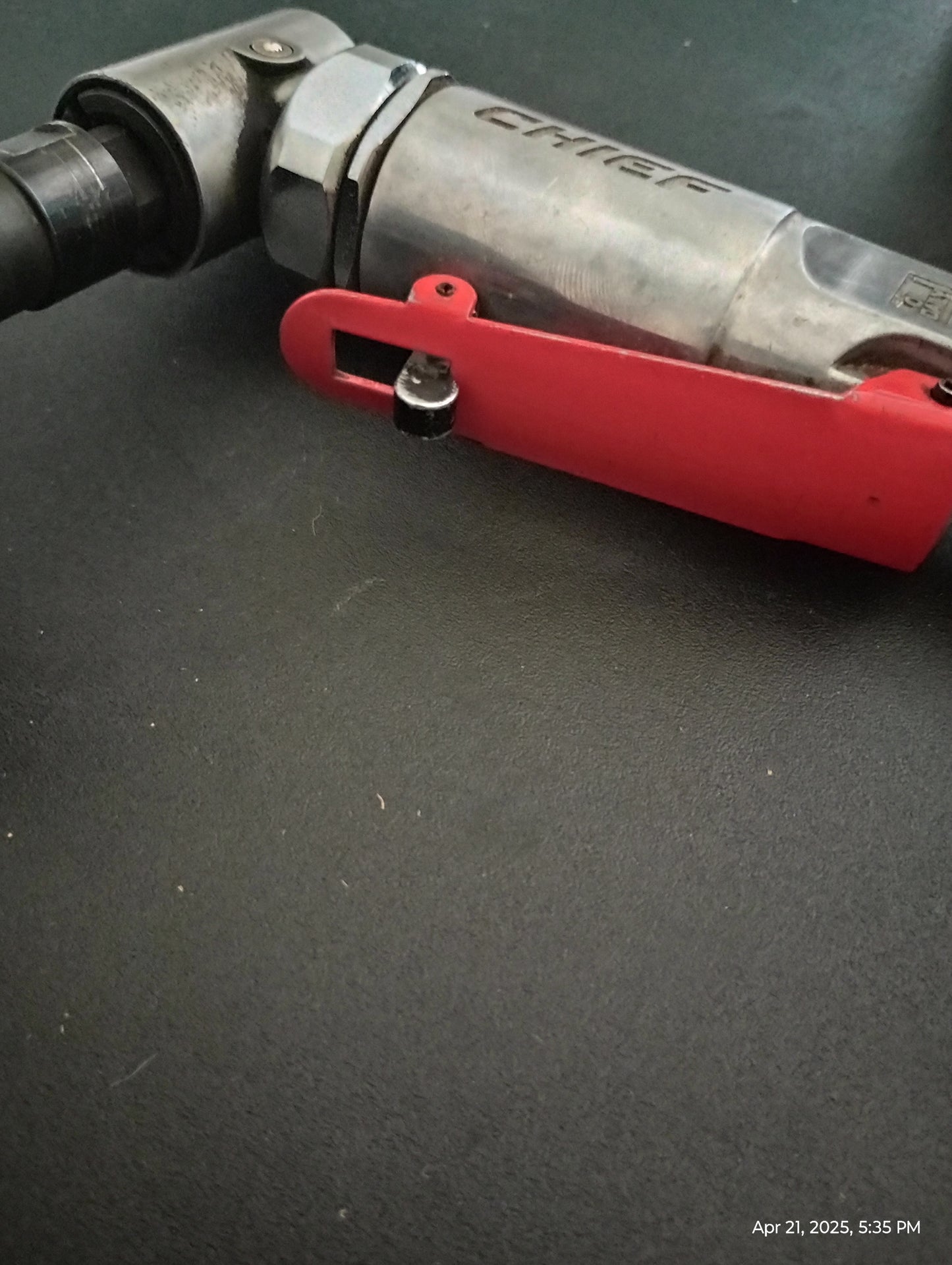 Right angle grinder