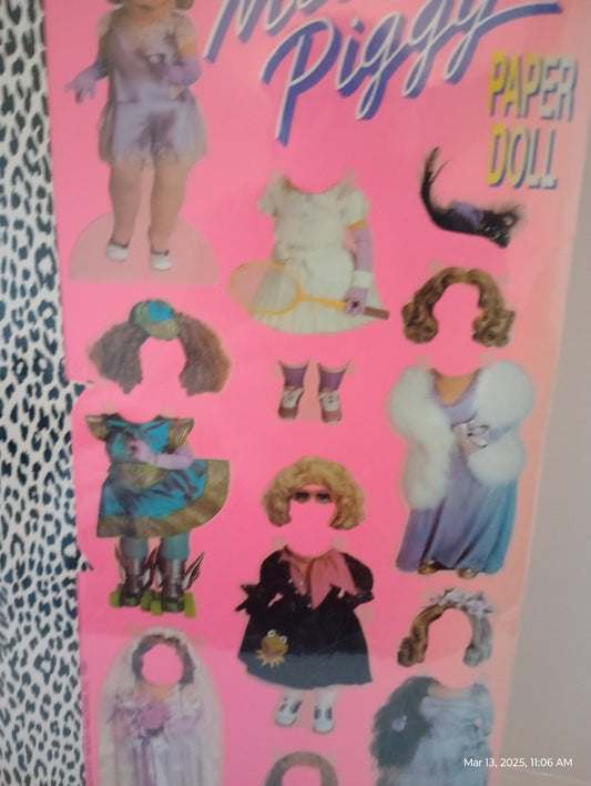 Miss piggy vintage paper doll